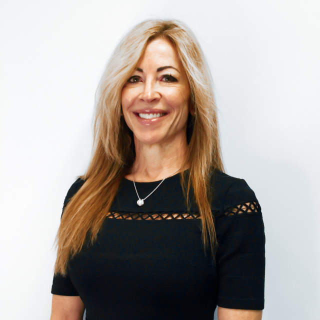 Stephanie Singer