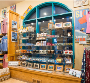 Dugins West Display