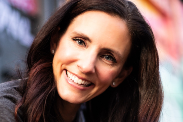 Dana Grinnell Headshot