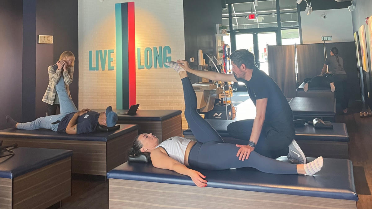 Embrace the Bend at StretchLab Park City | Visit Park City