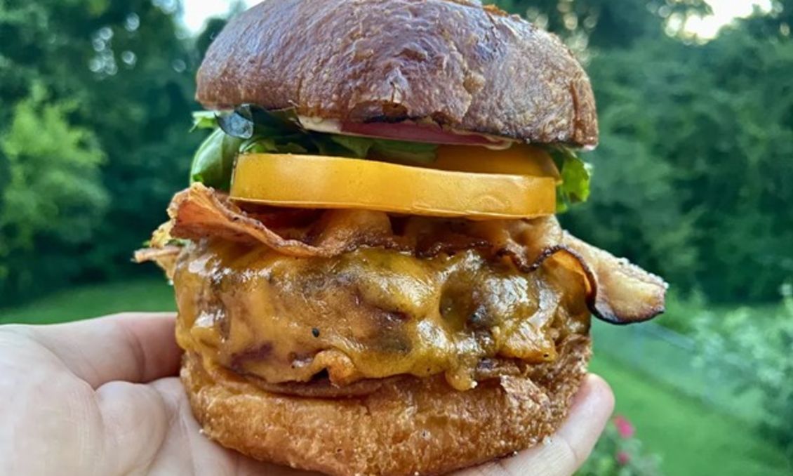 Mandolin Dog Day Burger