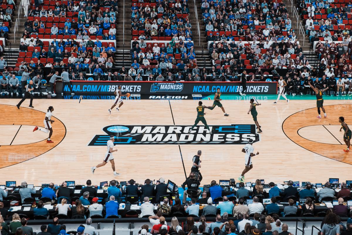 NCAA Basketball 2025.2