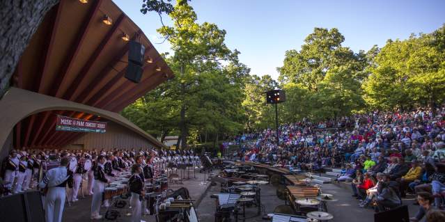 Sinnissippi Park Music Shell