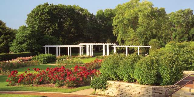 Sinnissippi Gardens