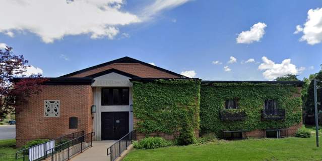 Mendelssohn Performing Arts Center