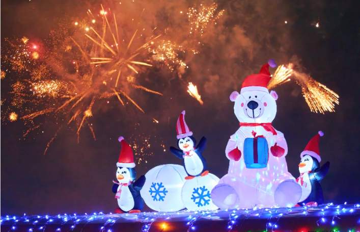 Light Up The Parks Holiday Parade