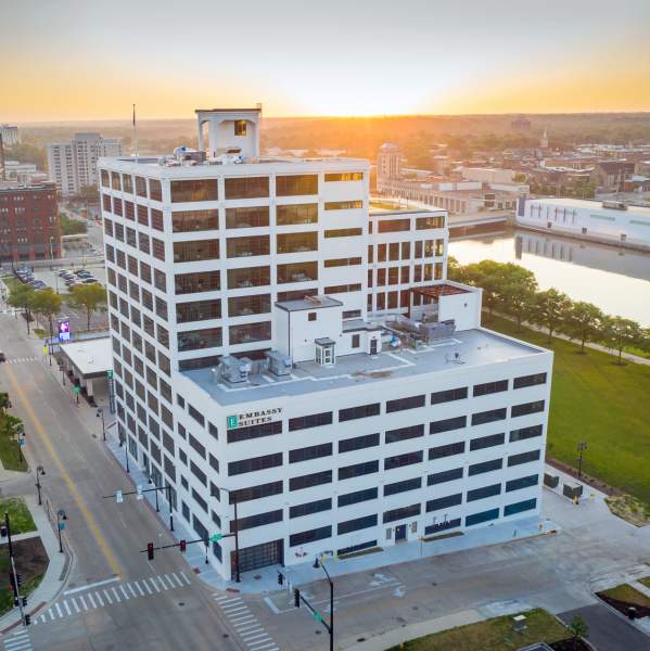 Embassy Suites by Hilton Rockford Riverfront & Rockford Conference Center
