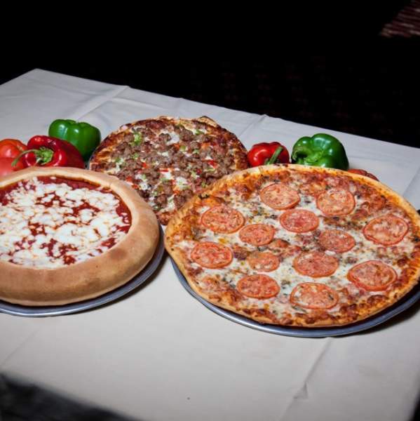 John's Restaurant & Pizzeria