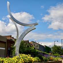 hold me up sculpture