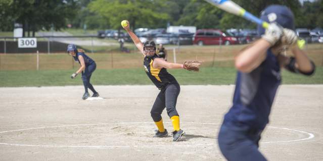 Softball at Mercyhealth Sportscore One