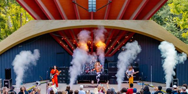 Music In The Park - Van Halen