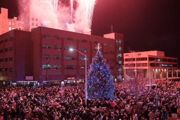 Stroll on State: the Midwest’s Best Holiday Fest Returns to Rockford with Big Announcements