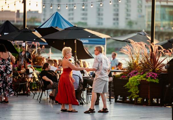 Patio & Outdoor Dining in the Rockford Region