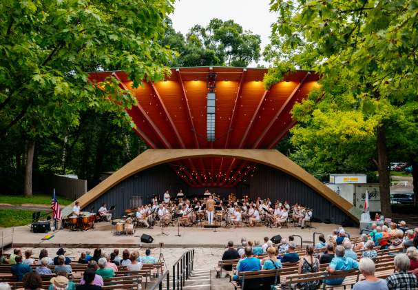 Sinnissippi Park Music Shell