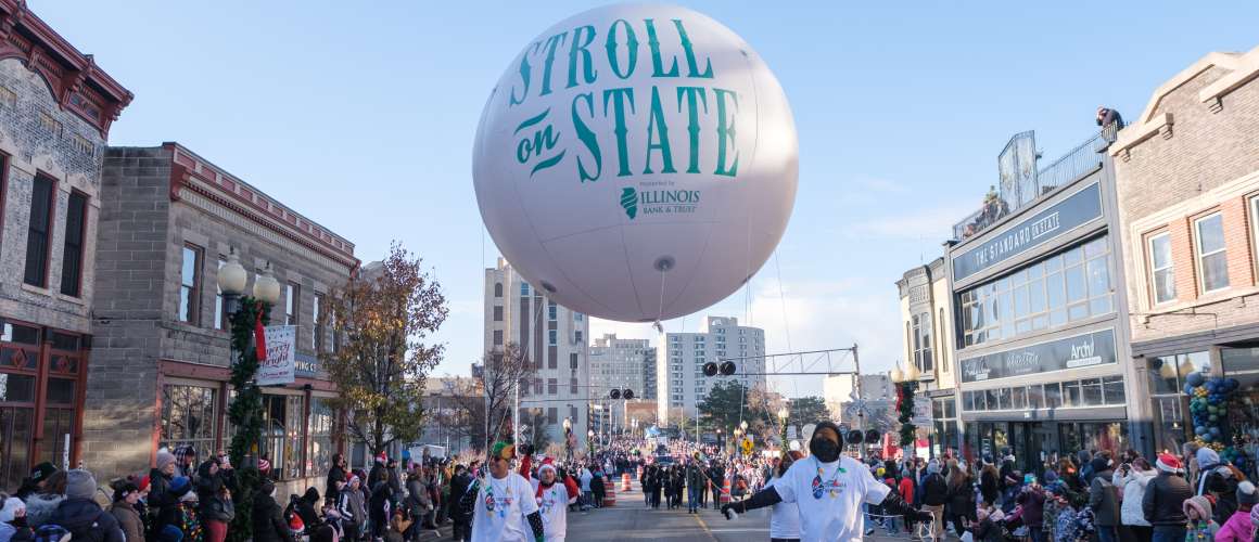Stroll on State Parade 01