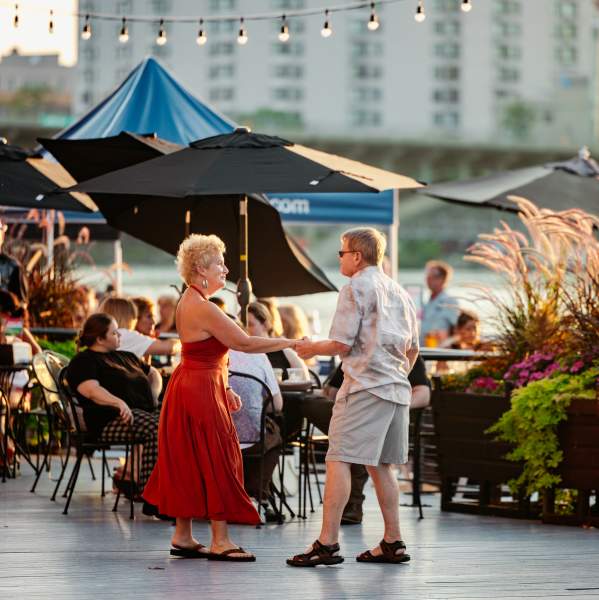 Patio & Outdoor Dining in the Rockford Region