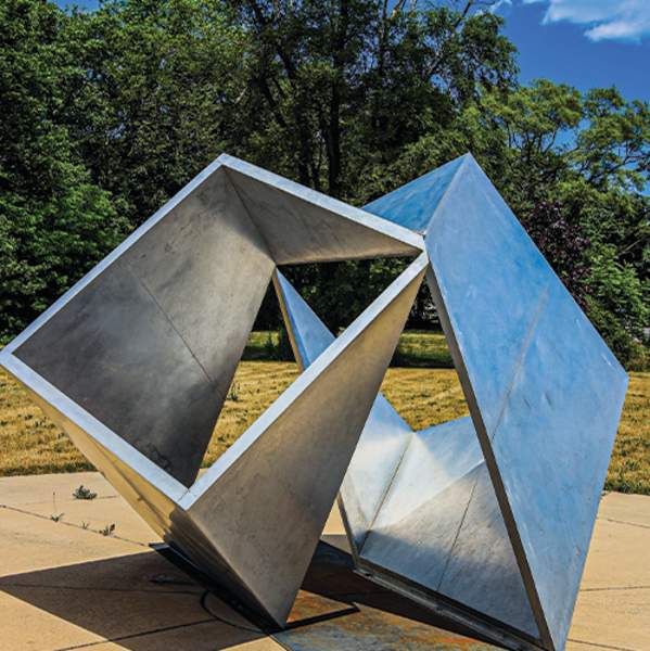 Two Cubes sculpture