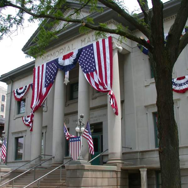 Veterans Memorial Hall exterior