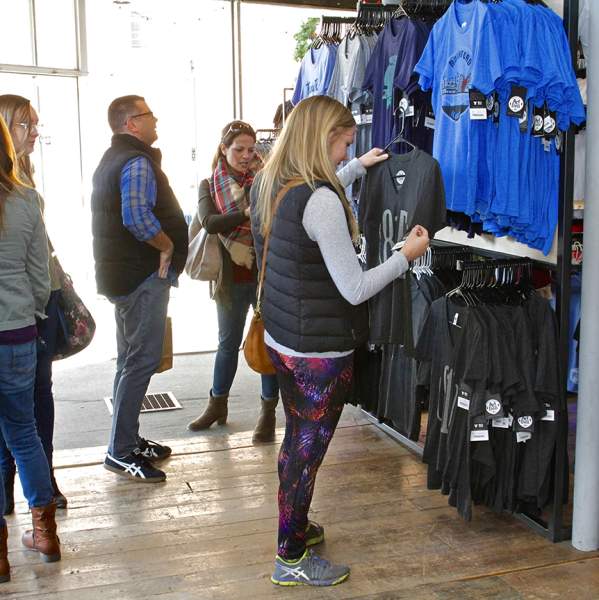 Rockford Art Deli shoppers