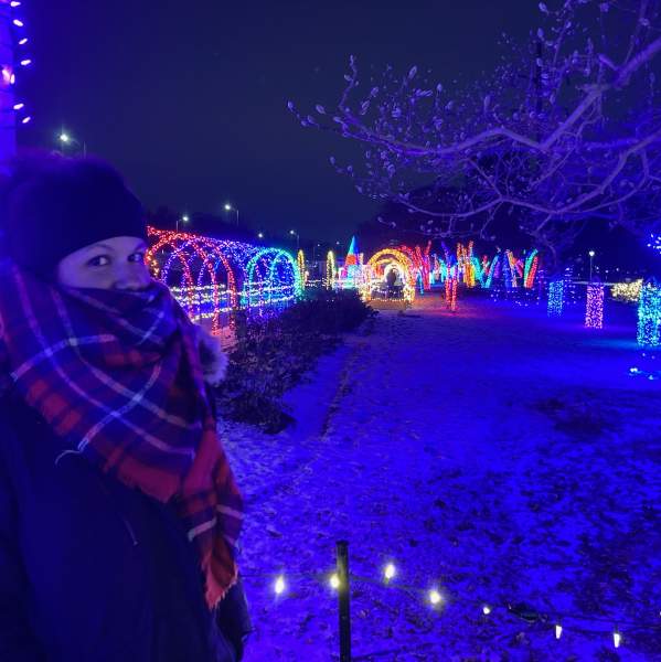 Challenge Your Friends to the Rockford Holiday Photo Challenge