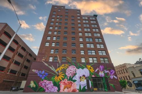 Louise Z Mural