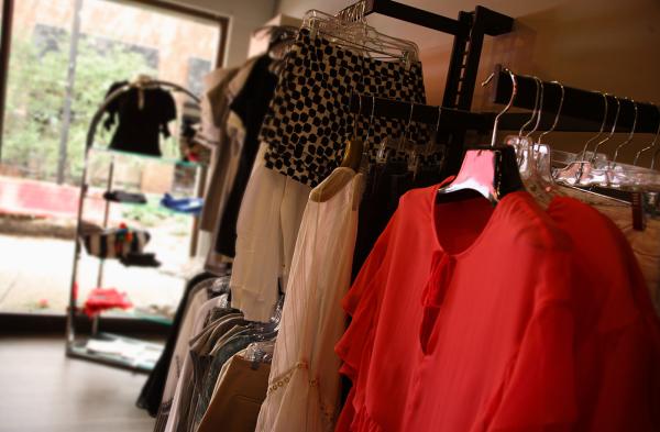 DTN - HI - Shopping - Edgebrook/Orput Companies