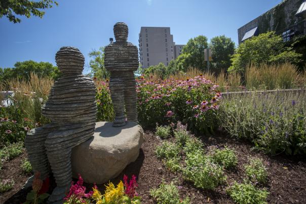 DowntownSculputure1