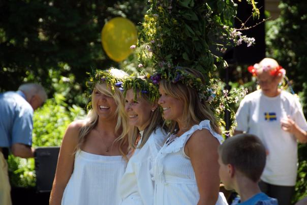 Midsommar cover photo