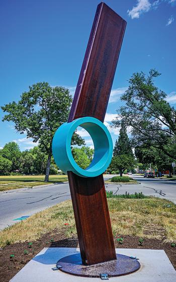 Hesitant sculpture
