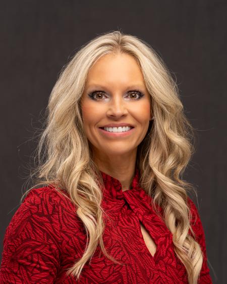 Danna Krischke Headshot