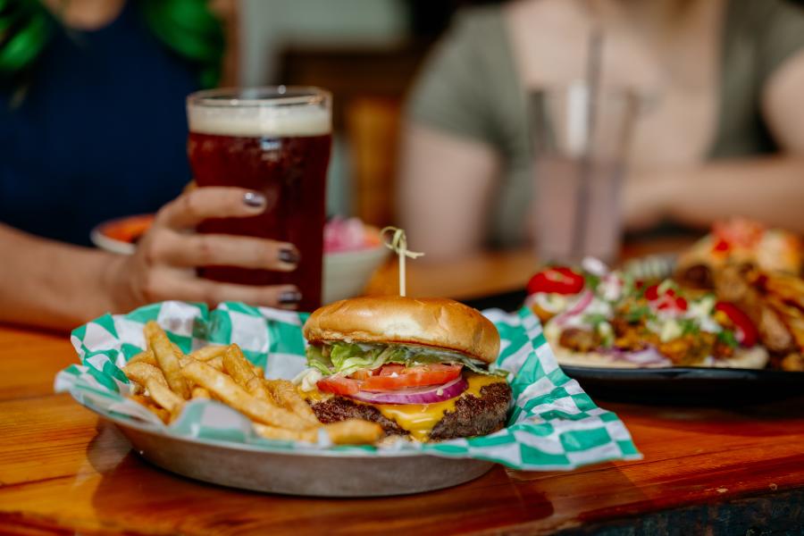 prairie street burger