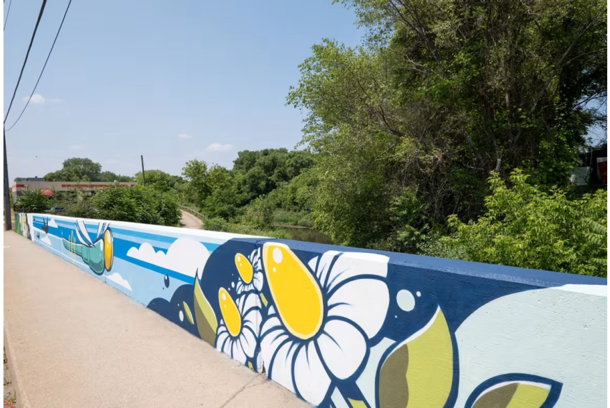 Anthony Lewellen Kent Creek Bridge Mural 2023