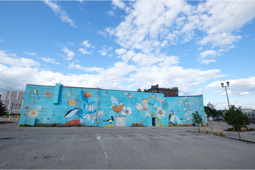 Yulia Avgustinovich mural