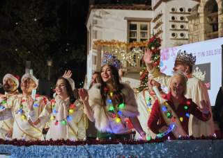 Ford Holiday River Parade