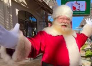 Capture a Timeless Holiday Tradition with Santa at The Shops at La Cantera