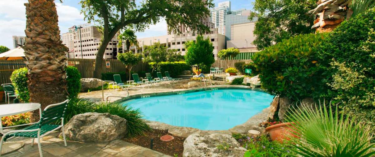 The Crockett Hotel