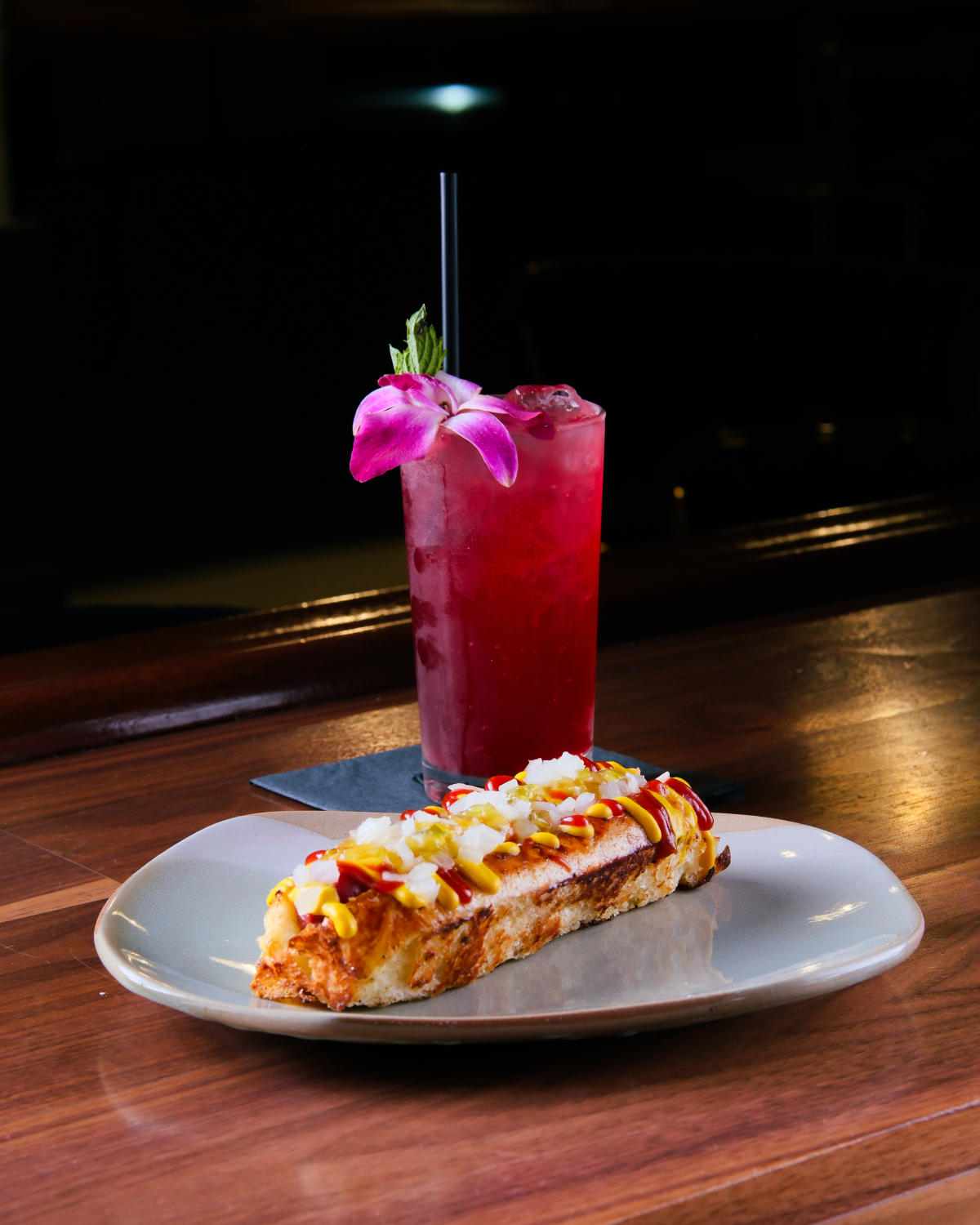 Big Aztec Corner Bar