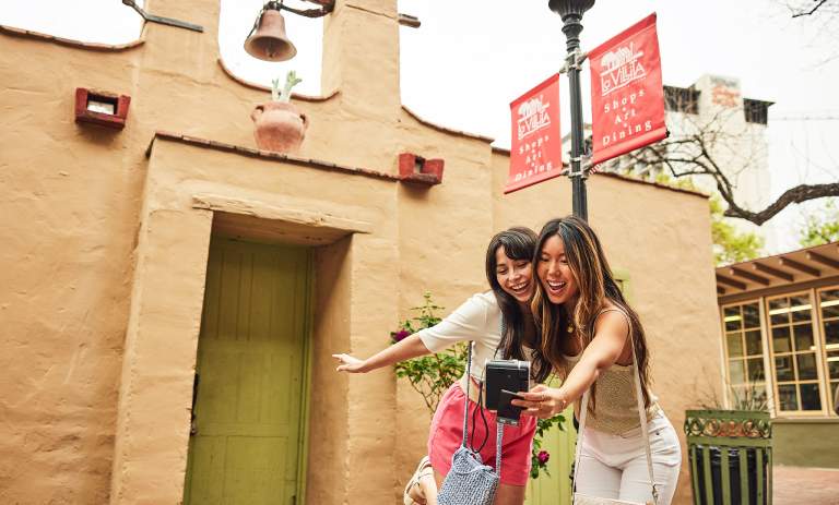 Explore La Villita: Local Shops, Art & Things to Do Near the River Walk