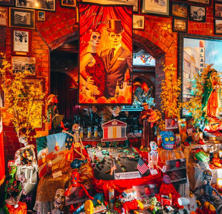 Dia de los Muertos altar