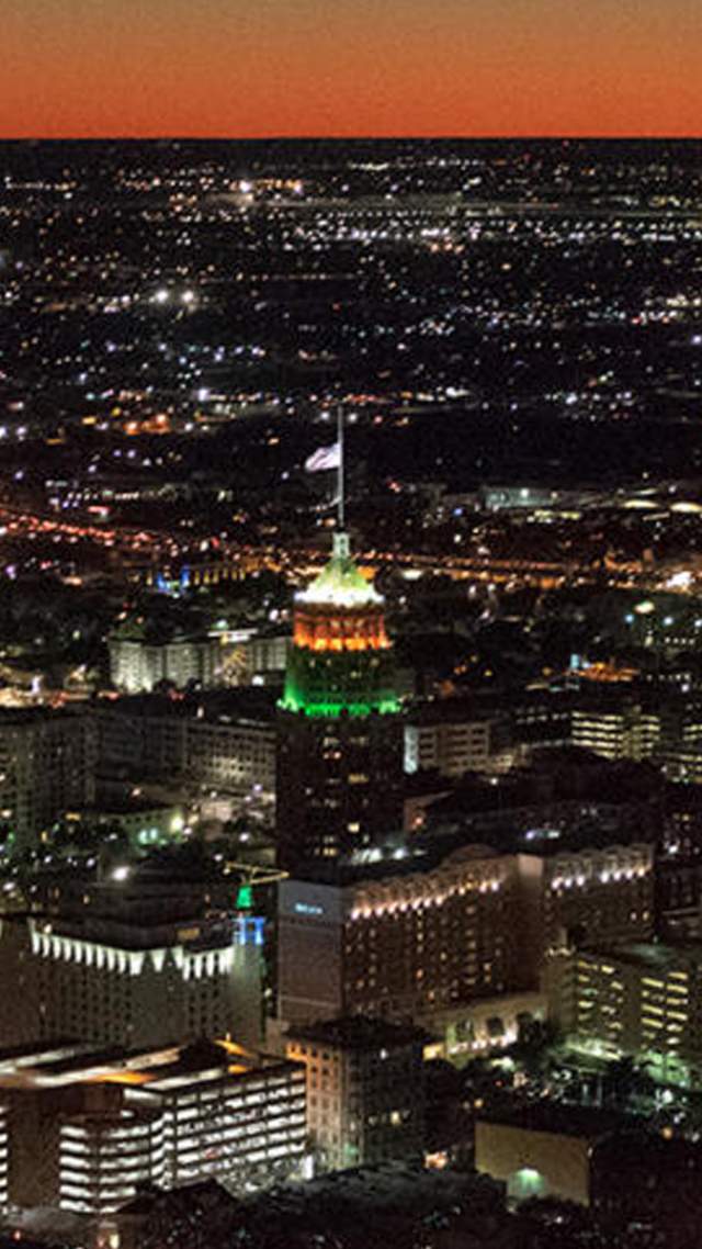 Bird's eye view of San Antonio from helicopter with Alamo Helicopter Tours.