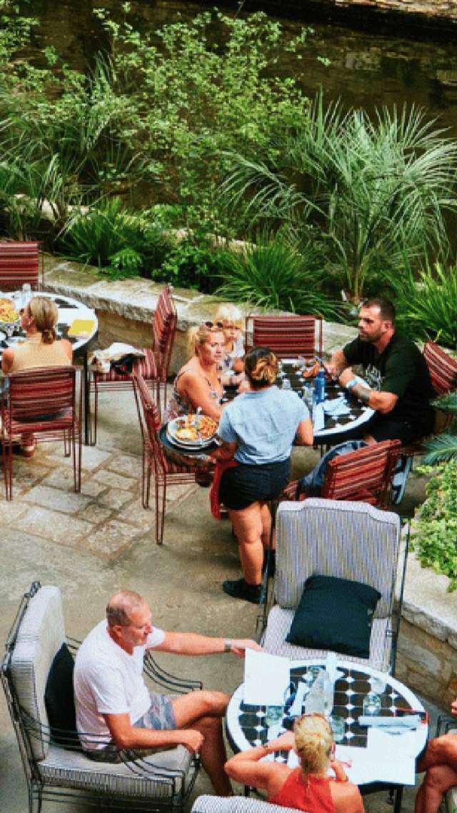 Local Eats Along the River Walk