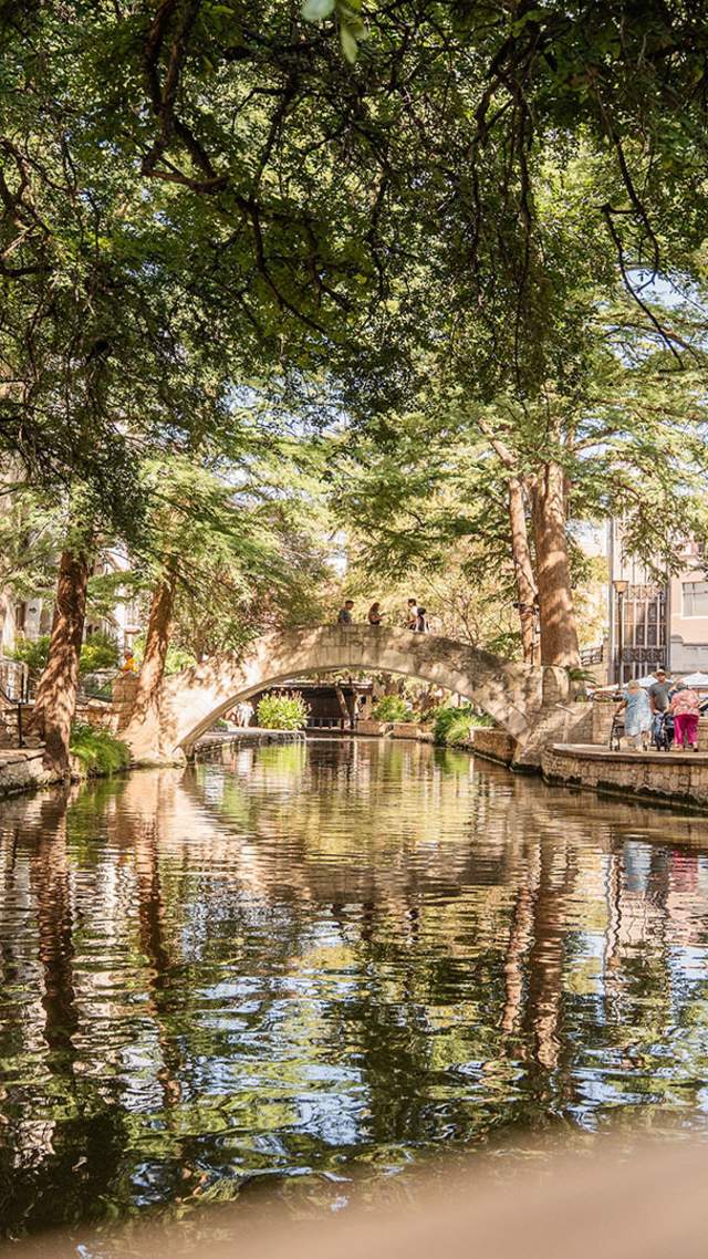10 Free Things to Do Along the San Antonio River Walk in November