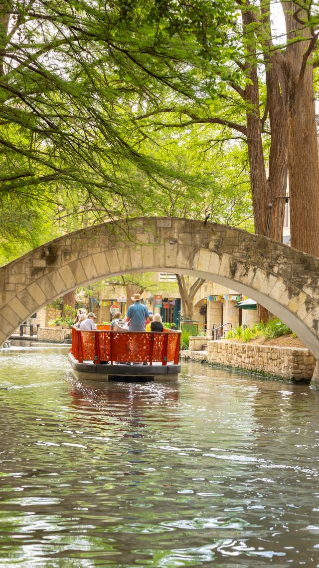 The Best Romantic Gems in San Antonio Based on Your Love Language
