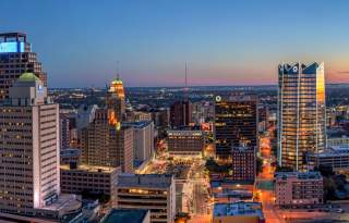 San-Antonio-Skyline-Sunset-Panorama-DR209356-1.jpg