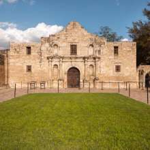 Alamo-Courtyard