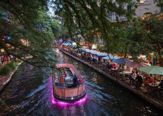 Best Things to Do in August on the San Antonio River Walk