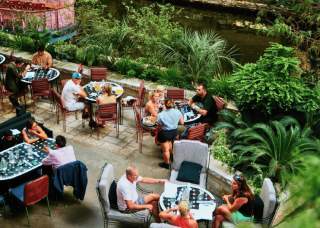 Local Eats Along the River Walk