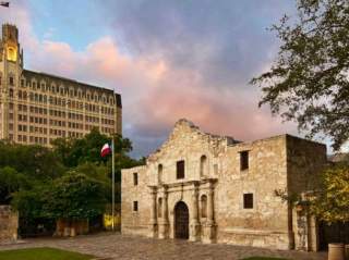 Alamo Exterior