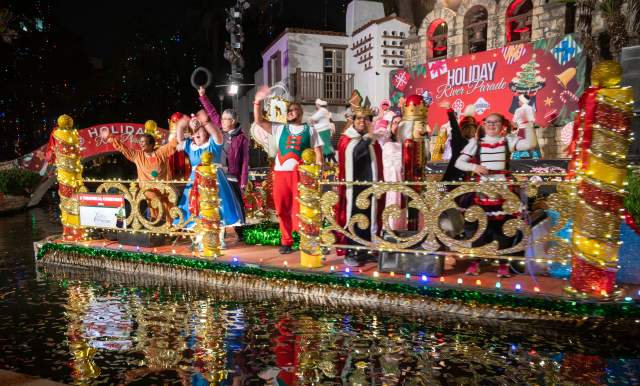 Holiday themed river barge on River Walk