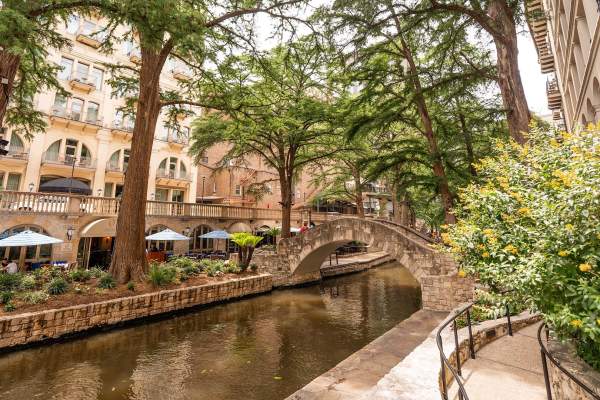 The Most Romantic Place to Go in Every State